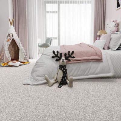 soft plush carpet in a kids bedroom for Bel Air homes