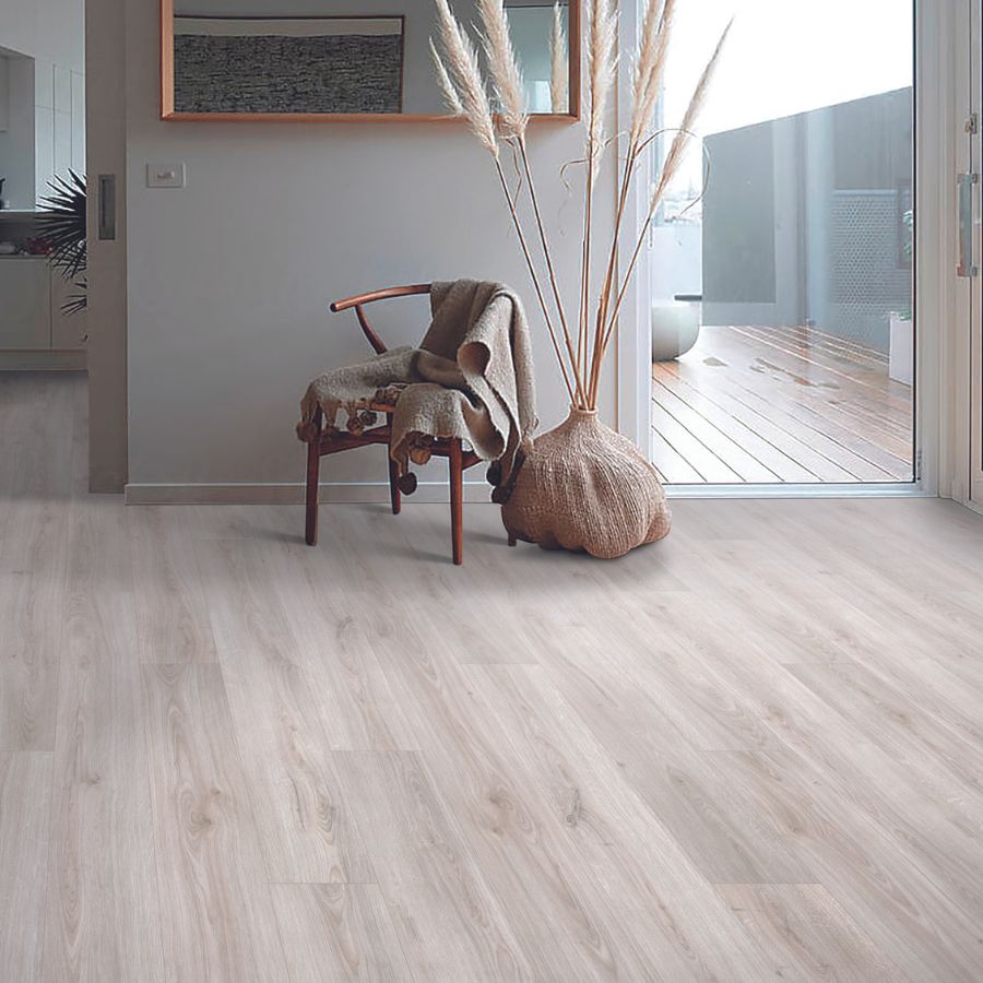 Laminate flooring in dining room